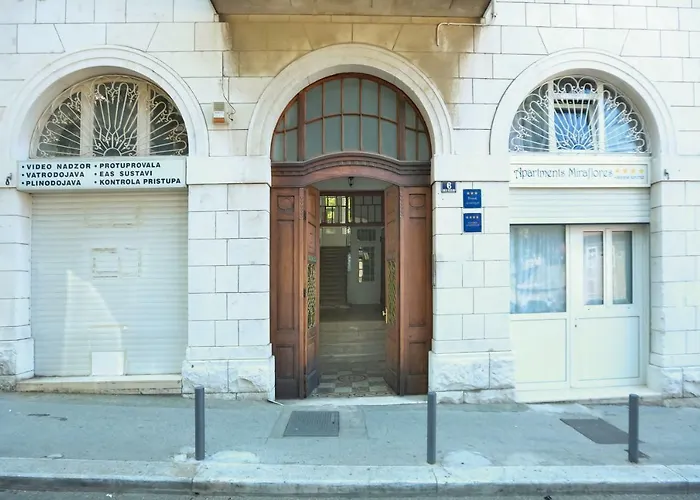 Miraflores Lejlighed Split